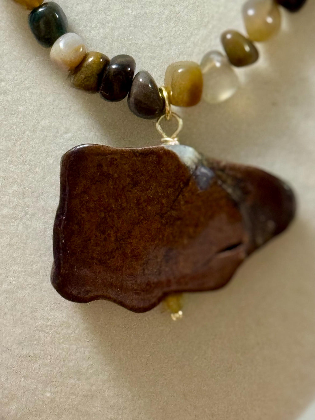 Handmade Jasper Beaded Necklace: Earthy Tones Agate Pendant. See description for details.