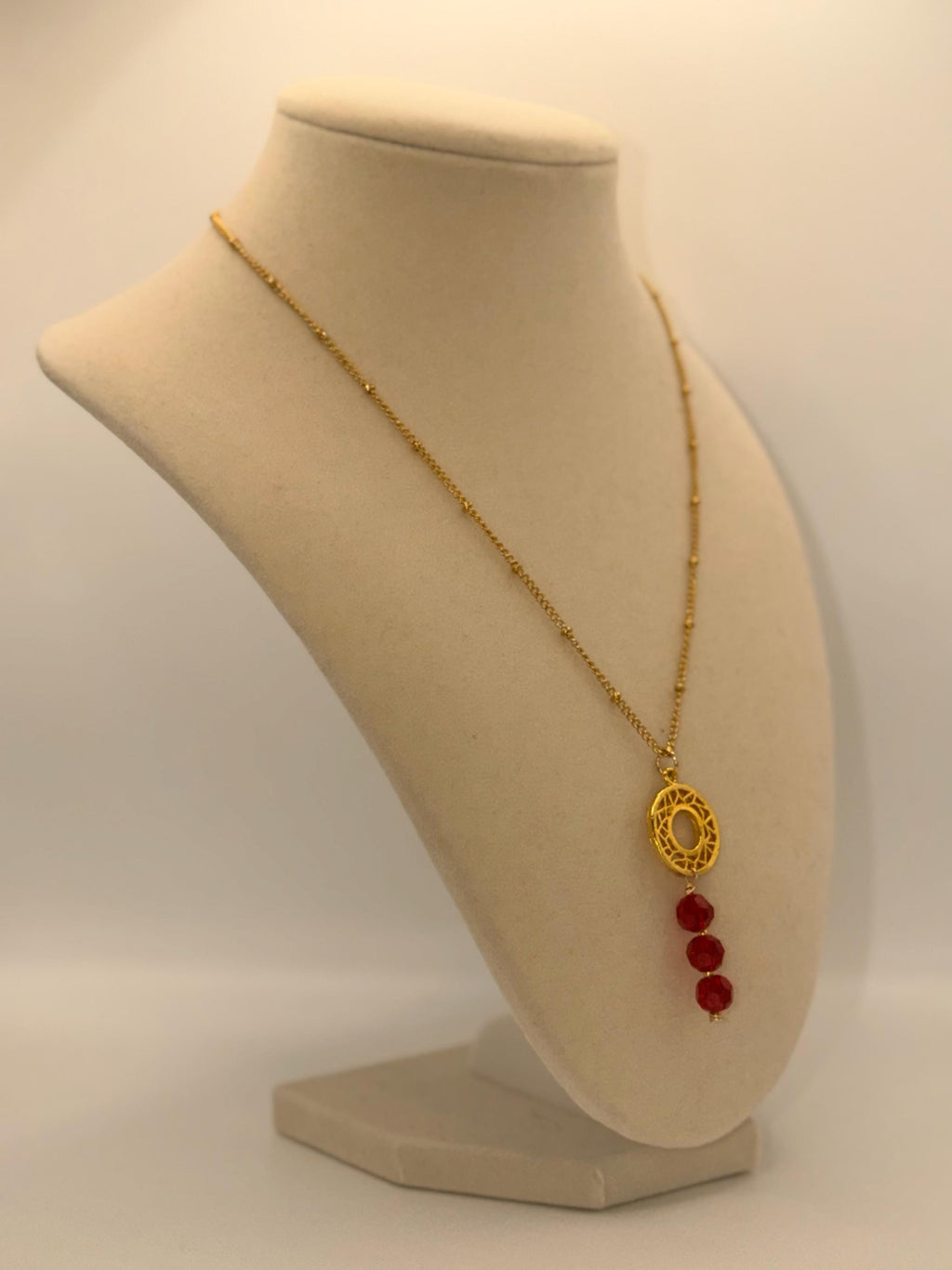 Chic Red Crystals Chain Necklace with matte gold charm - 17 inches long